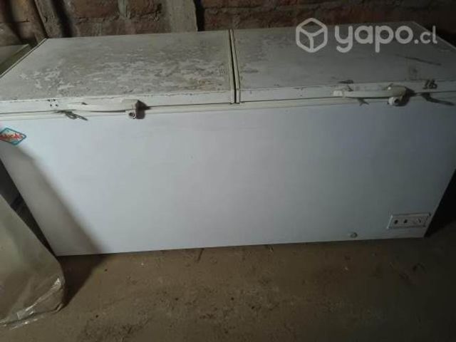 Congeladora 620 litros tapas duras