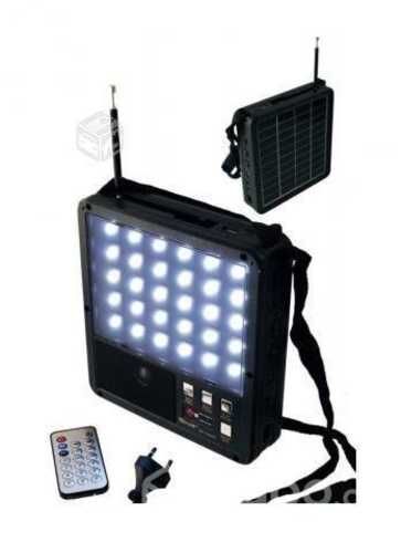 Radio FM Usb Bt Con Panel Led de Emergencia Solar