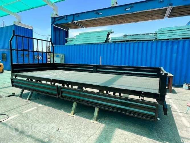 Carroceria Plana con Barandas