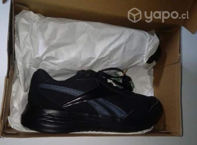 Zapatillas reebok negras nuevas