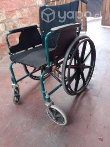 Silla de ruedas usada