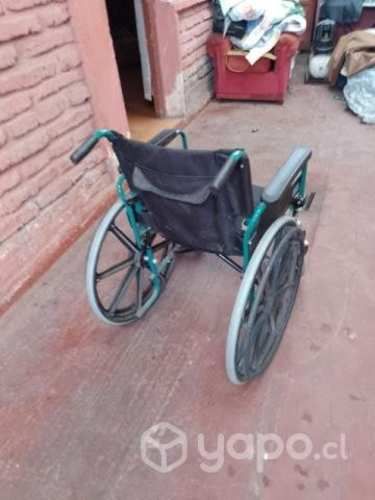 Silla de ruedas usada