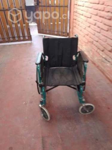 Silla de ruedas usada