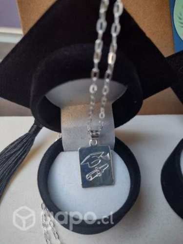Muchas joyitas plata para licenciaturas con cajita