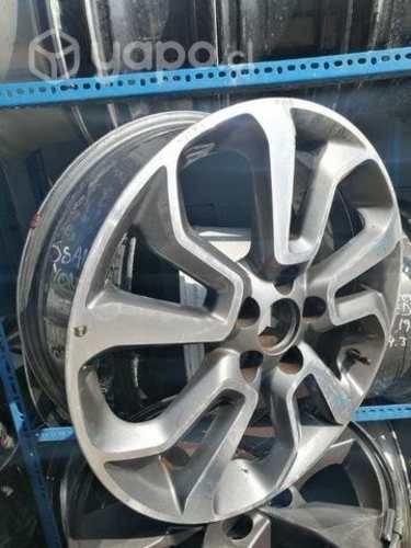 Llanta de Aluminio Ssangyong Korando aro 18