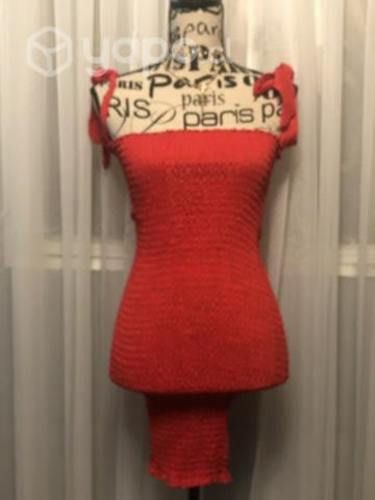 Hermoso vestido con lazos ajustables