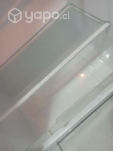 Refrigerador excelente estado, muy poco uso