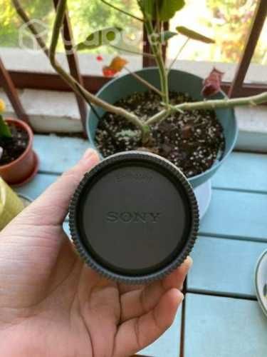 Lente Sony montura E 28-70mm