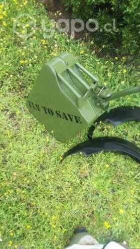 Bidón original metálico de combustible importado