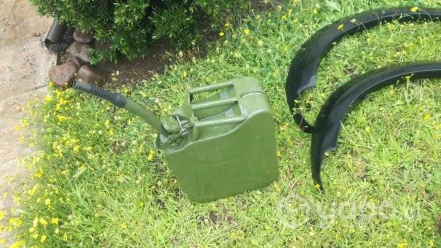 Bidón original metálico de combustible importado