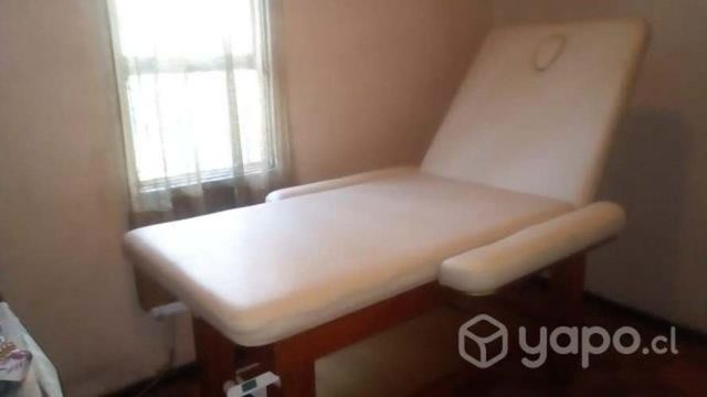 Camilla con base de madera