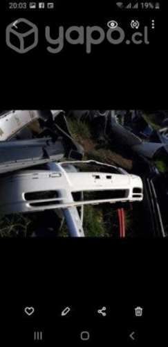 Parachoque delantero original Toyota avensis 2007