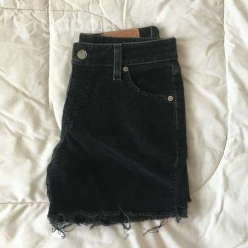 Short levi's