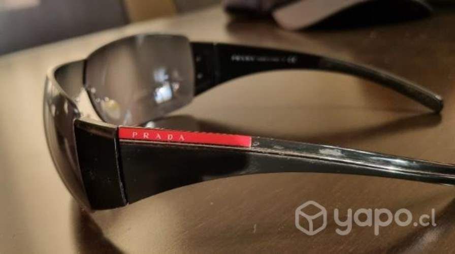 Lentes de sol prada