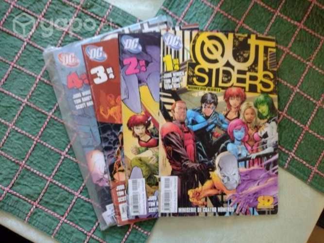 Comic outsiders