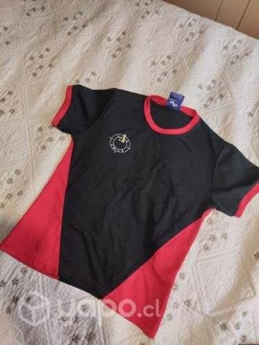 Polera talla XS colegio Experimental