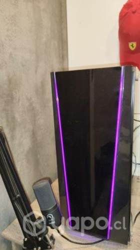 PC gamer + pantalla + silla + microfono