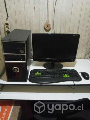 PC + Teclado, Mouse y Monitor