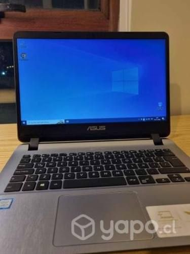 Notebook i3 8GB 240 SSD