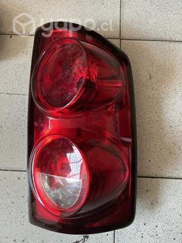 Foco trasero derecho Ram 1500 - 2500 y 3500