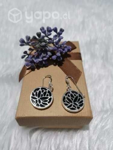 Aros flor de loto negro plata 925