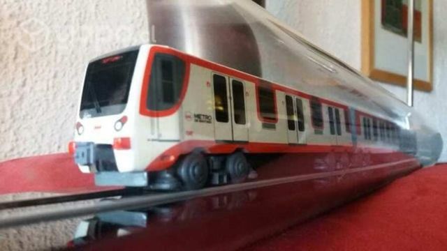 Maqueta del metro de santiago de colección