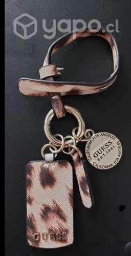 Guess accesorio