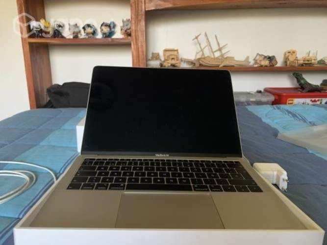 MacBook Air 2018 Mojave
