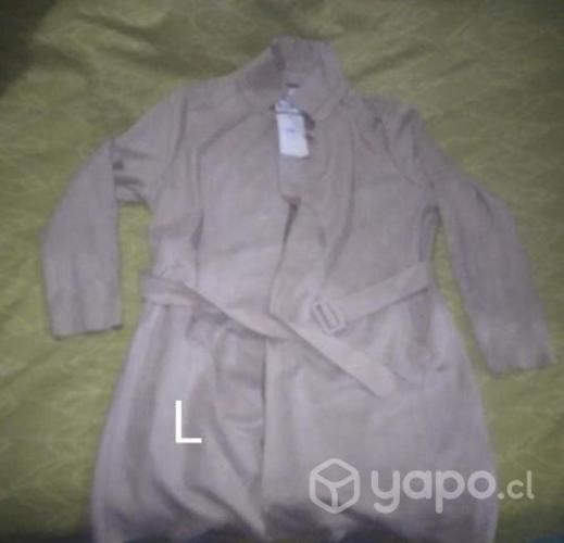 Chaqueta beige con cinturon