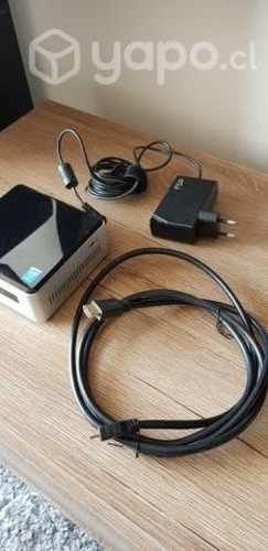 Mini computador marca intel, modelo NUC5I3RYH