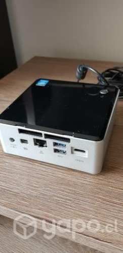 Mini computador marca intel, modelo NUC5I3RYH