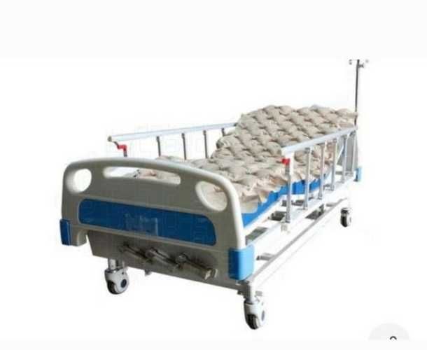 Cama clinica electrica , casi sin uso