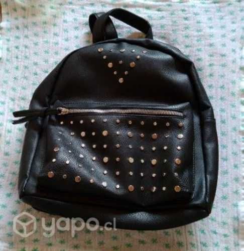 Mochila negra