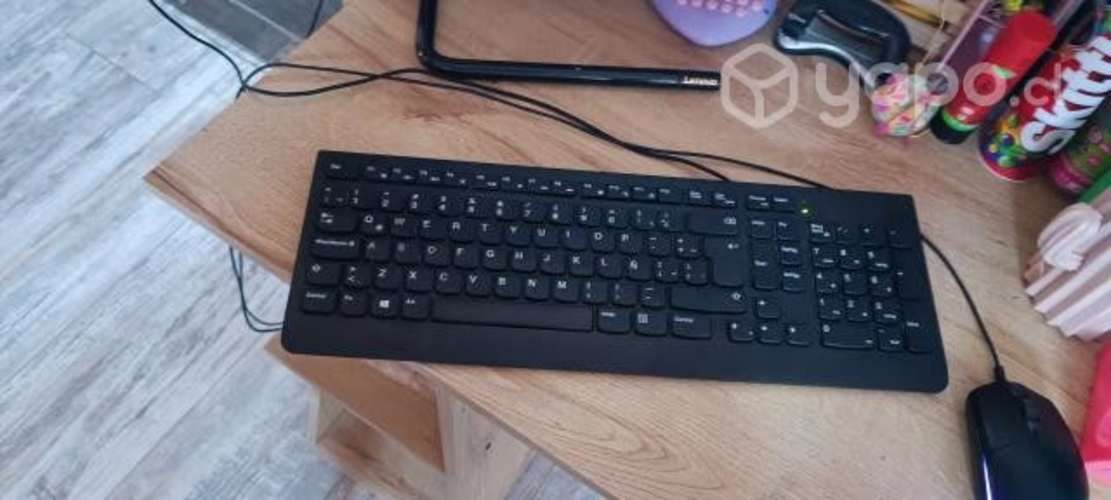 Computador escritorio