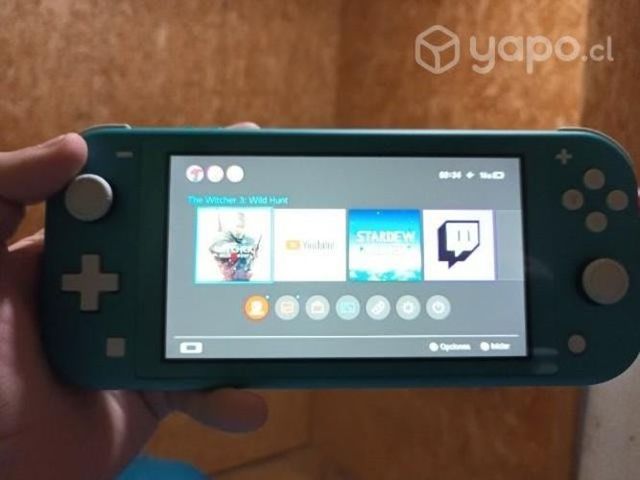 Switch lite con menos de un año de uso
