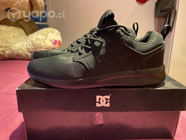 Zapatillas DC 39 nuevas