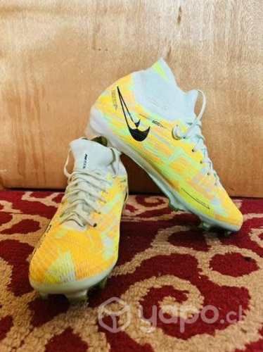 Zapatos de fútbol