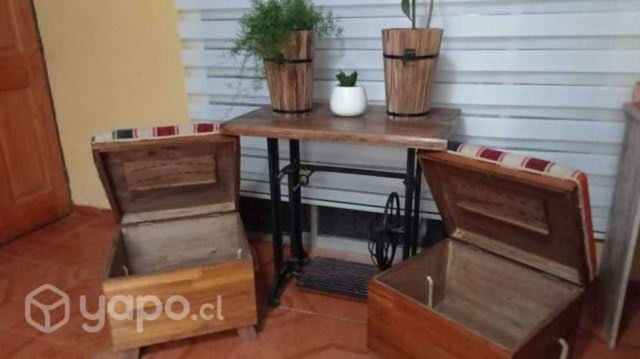 Puff Madera, cubierta de lana de oveja