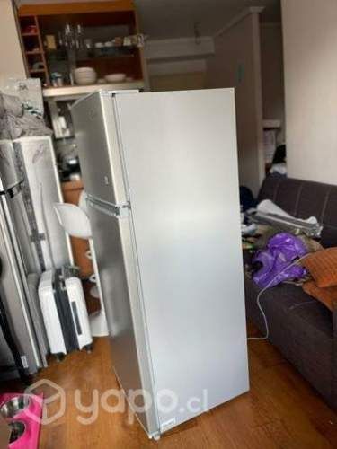 Nevera midea