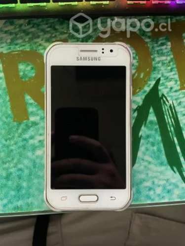 Samsung J1 Ace | Buen estado con mica