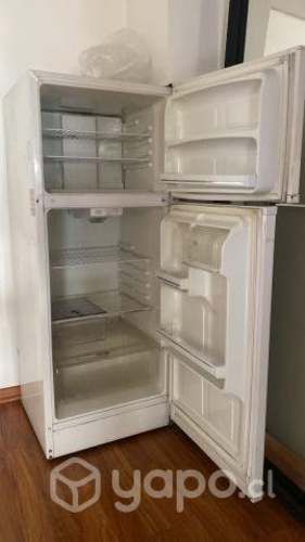 Refrigerador GE Usado 323 L