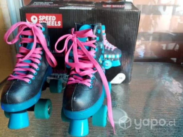 Patín bota 4 ruedas con luces