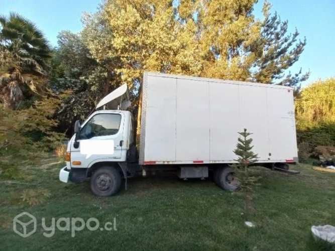 Camión hyubdai HD65 año 2016