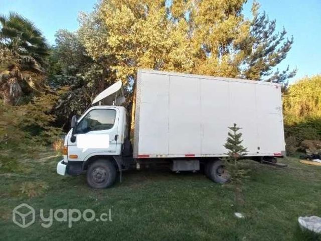 Camión hyubdai HD65 año 2016