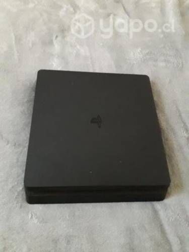 PlayStation 4 Slim