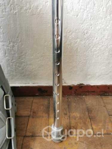 Muletas regulables y bota