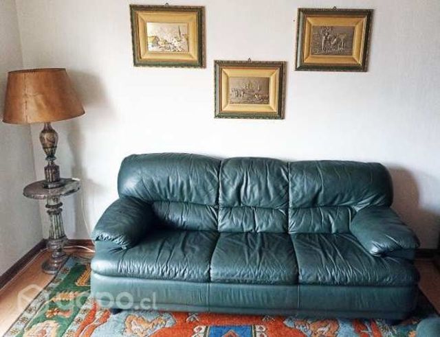 Sofa de cuero marca Rosen