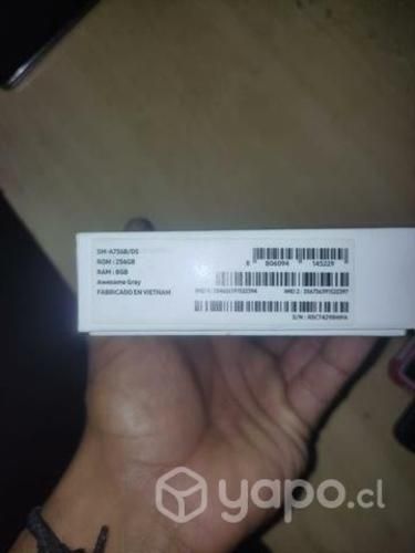 Samsung A73 5G 256 más 8 de ram ningún detalle