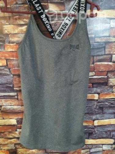 Varias poleras everlast 10/10 talla L M