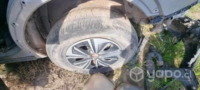 Llanta toyota rav4 2016